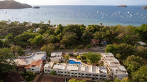 High Tide 2 Bed1 Bath Condo Terrace
